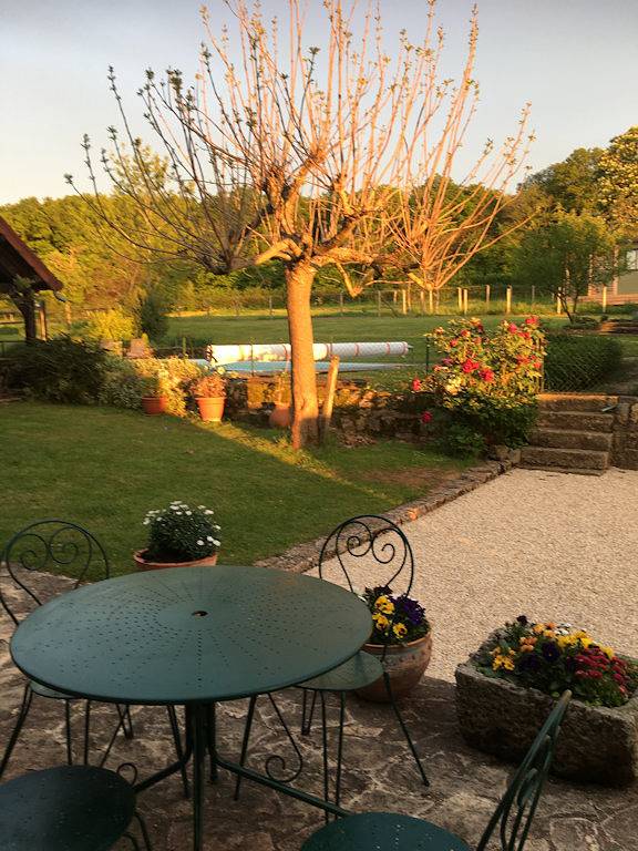Chambre d’hôte pour 2 personnes, avec jardin et piscine, animaux acceptés en Bourgogne-Franche-Comté - 4