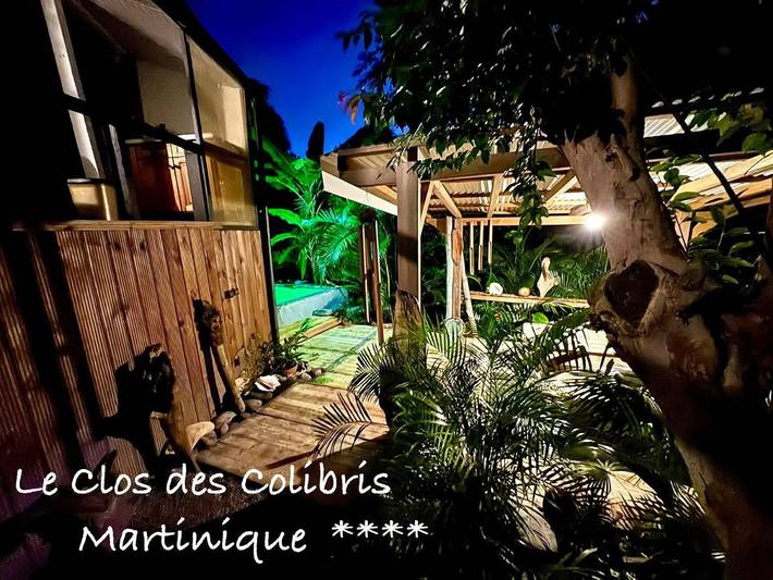Casa de vacaciones para 3 personas, con piscina además de vistas y jardín - 1