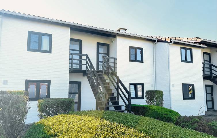 Ferienwohnung für 4 Personen, mit Terrasse und Pool in Bredene