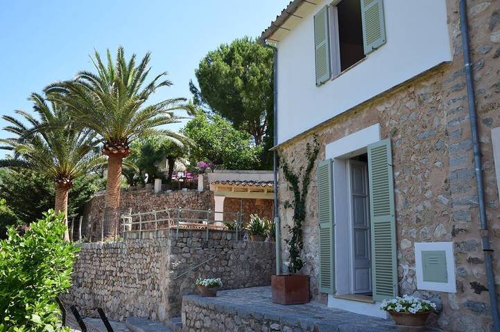 Finca mit Hund für 6 Personen, mit Garten und Balkon in Sóller