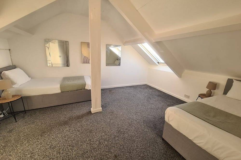 Lovely four bed Roker house in Roker, Sunderland