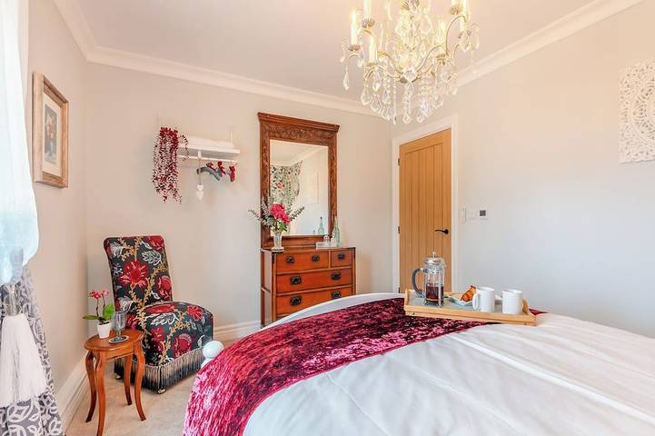 Alojamiento de 2 habitaciones en Maidstone in Greensands Ridge, Kent