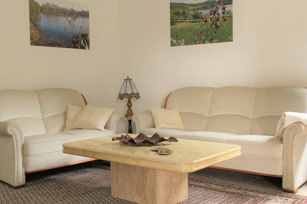 Ganze Wohnung, Eifelauszeit am Vulkanweg, Ferienwohnung - 2-Bett-Ferienwohng.Toilette in Üdersdorf, Vulkaneifel