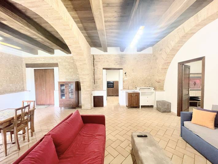 Favolosa villa con piscina recintata, vasto terreno, parco di mediazione, parco in Spello, Perugia e dintorni