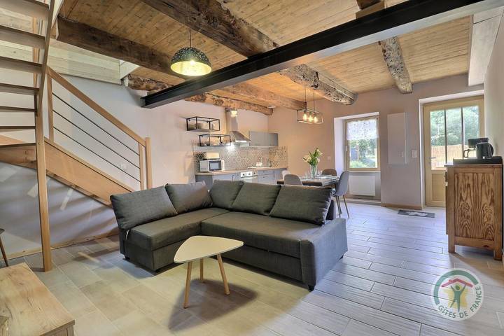 Gîte pour 4 personnes, avec terrasse à Québriac - 3