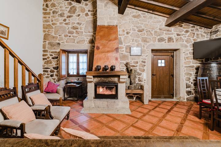 Location de vacances pour 12 personnes, avec balcon dans Gerês - 2