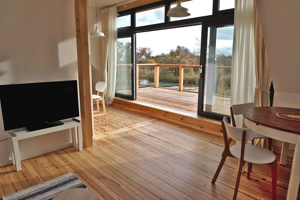 Ganze Wohnung, Fewo Og am Fluss mit Dachterrasse - Ein himmlisches Erlebnis in Bad Freienwalde, Barnimerland Region
