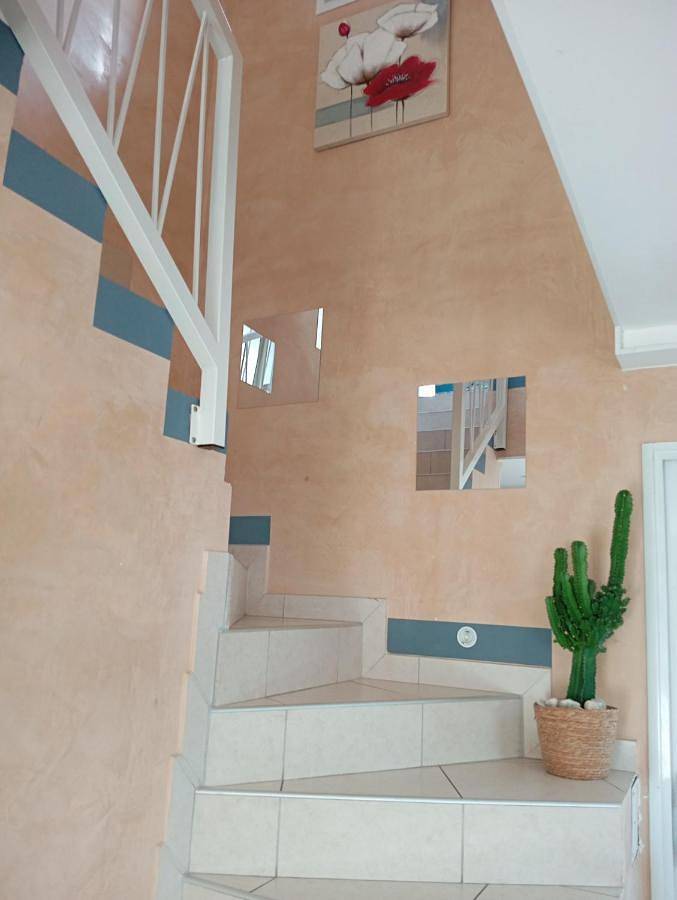 Location de vacances pour 4 personnes, avec jardin à Jons - 4