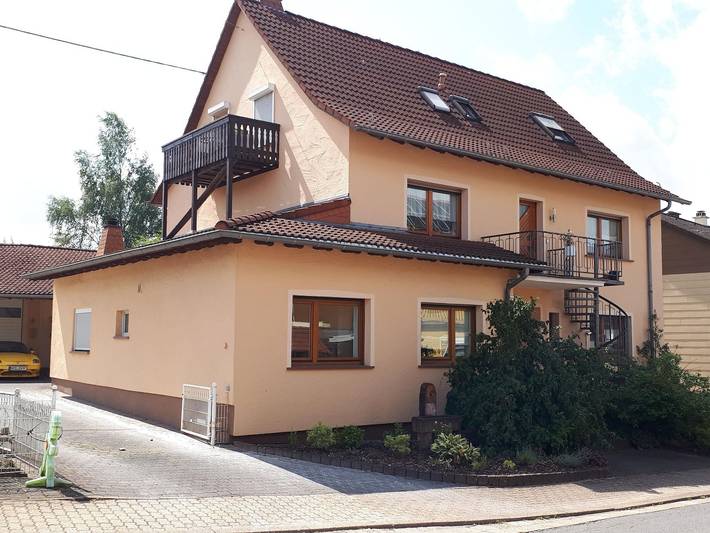Ferienwohnung für 4 Personen, mit Terrasse und Garten, kinderfreundlich in Wadern - 2