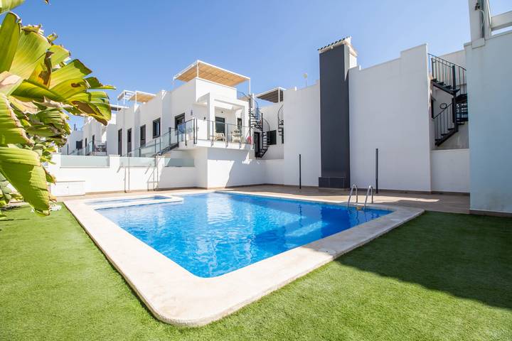 Ferienwohnung für 6 Personen, mit Terrasse in Orihuela Costa - 2