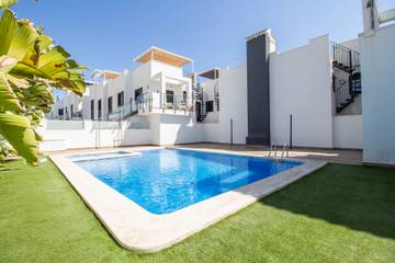 Apartment for 6 People in La Zenia, Orihuela, Photo 1
