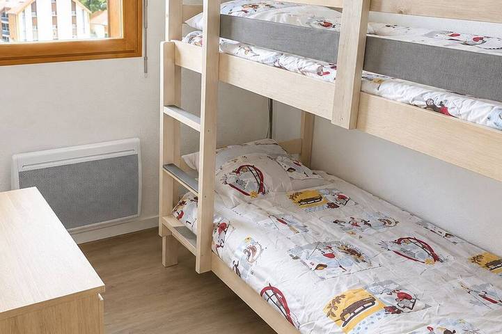 Appartement entier, Vue sur la montagne au cœur des pistes avec balcon, wifi et place de parking. in Mouthe-Lac et Mont d’Or, Métabief