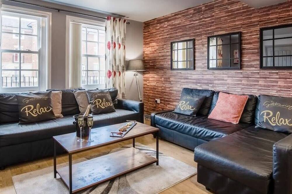 Apartment for 14 People in Chester, Cheshire