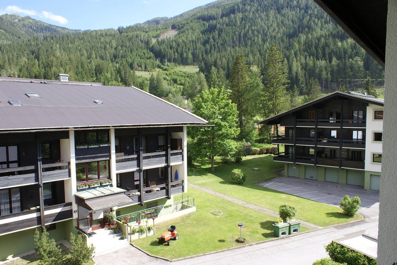 Ganze Ferienwohnung, Appartement 48 m² , Typ E in Bad Kleinkirchheim, Nockberge