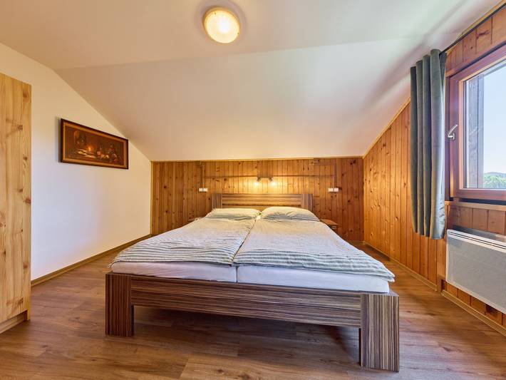 Ferienhaus für 6 Personen, mit Balkon und Terrasse sowie Garten und Ausblick in Nordböhmen - 4