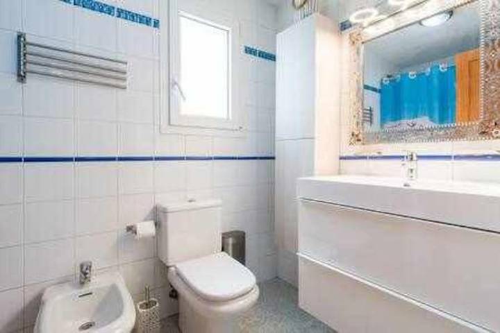 Gîte pour 6 personnes, avec jardin dans Castillo del Romeral - 3