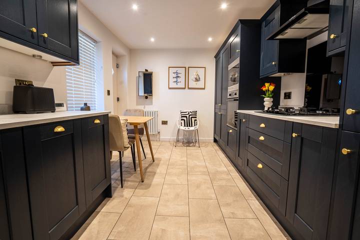 Last minute apartment for 4 people, with Garden in Suffolk