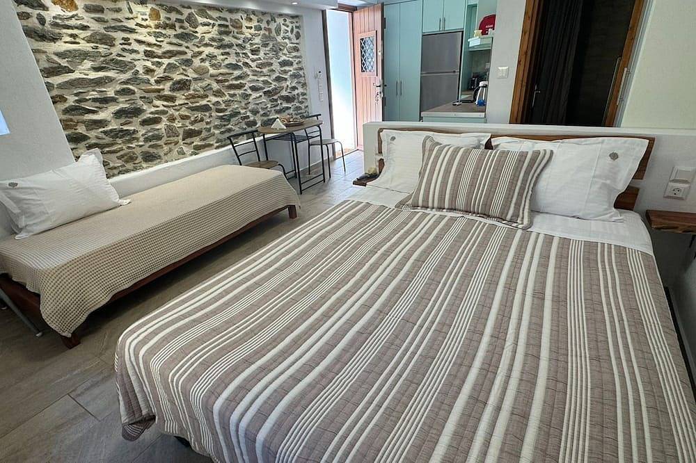 Myrsini's Downstairs Studio in Pilion