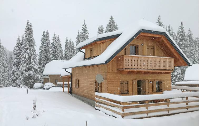 Dom dla 6 osób, z widok i ogród oraz taras i sauna w Karyntia