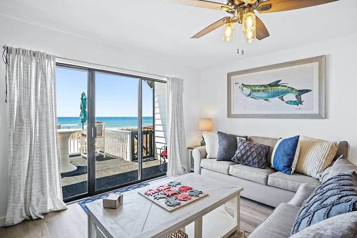 Vacation house for 9 people, with hot tub and yard as well as balcony in Panama City Beach