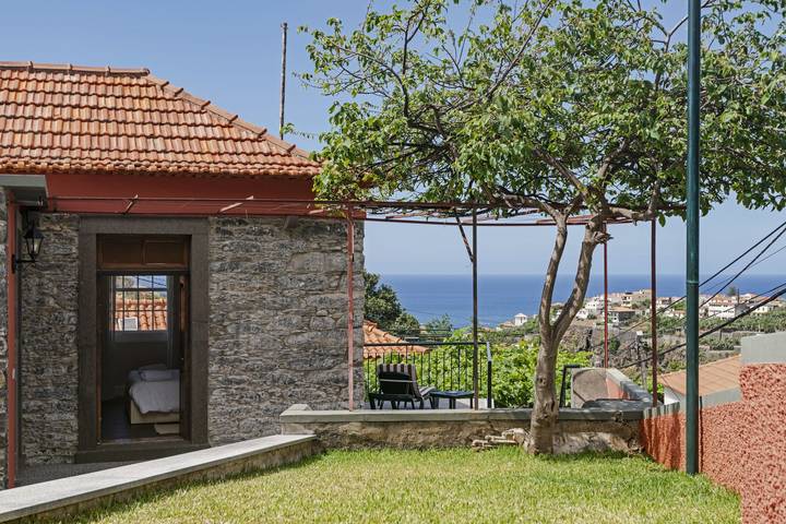 Gîte pour 6 personnes, avec balcon et jardin à Câmara de Lobos - 2