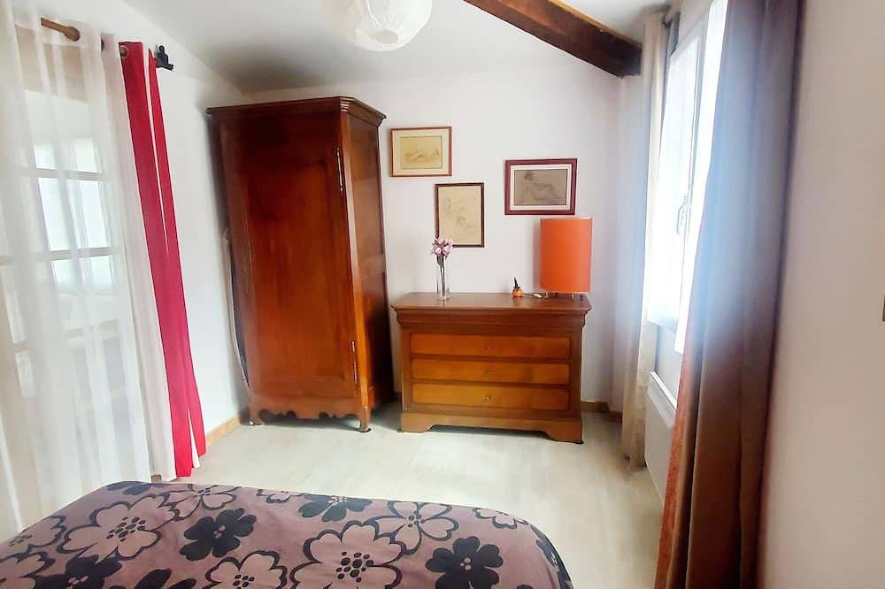 Appartement entier, Un coin de paradis dans la garrigue Nîmoise 4 personnes. in Nîmes, Région de Nîmes