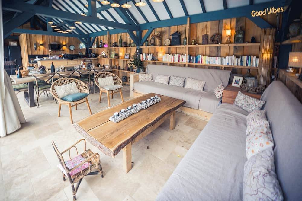Entre luxe et authenticité,  pour un week-end cocooning ou plus... Champagne ! in Daudes, Montaulin