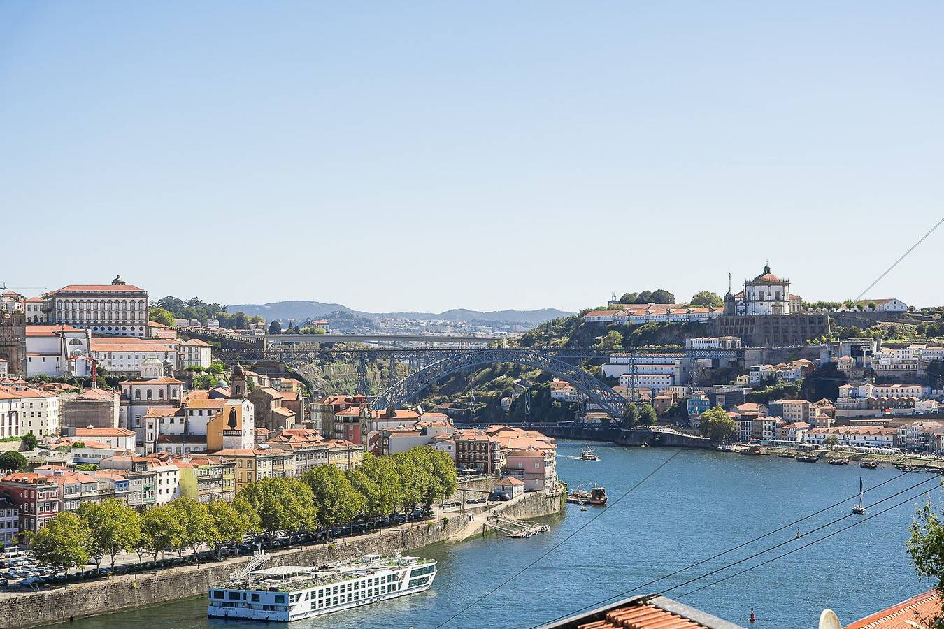 Ganze Wohnung, Ferienwohnung für 3 Personen mit Balkon in Santa Marinha e São Pedro da Afurada, Porto Distrikt