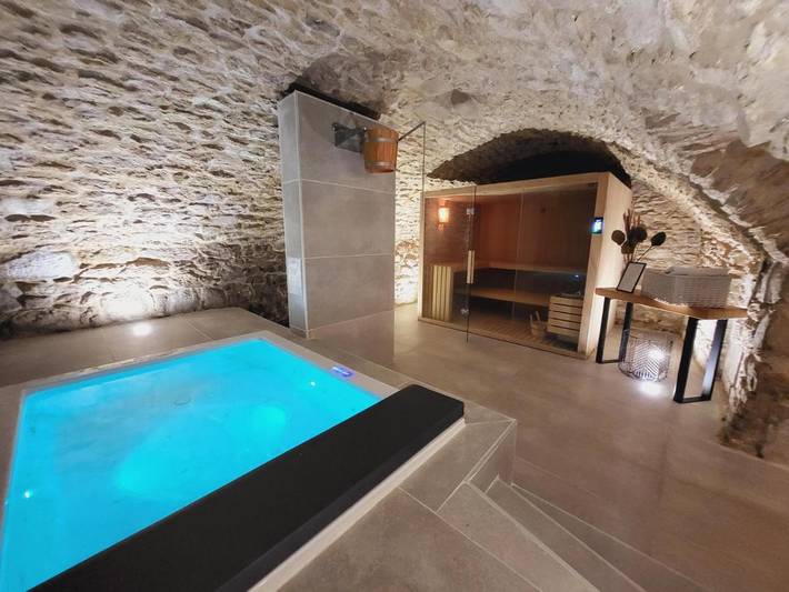 Maison d’hôte pour 2 personnes, avec sauna et jacuzzi ainsi que piscine et jardin dans le Vaucluse - 3