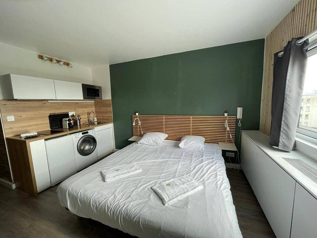 Appartement entier, Appartement design tout confort (parking gratuit) in Gradignan, Région de Bordeaux