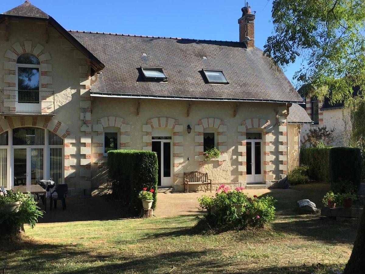 Loire Valley Cottages in Jarzé, Région d'Angers