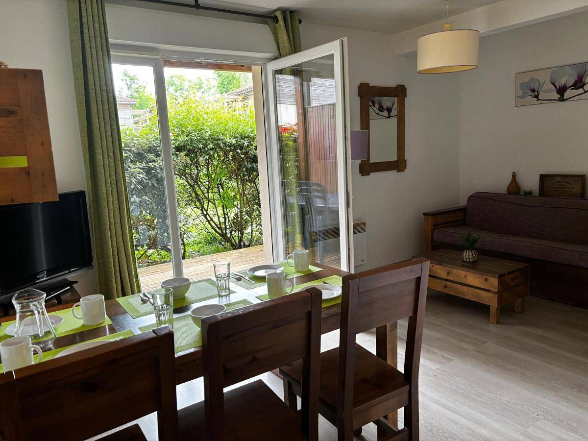 Appartement entier, Two-Bedroom Apartment in Aureilhan, Côte d’Argent