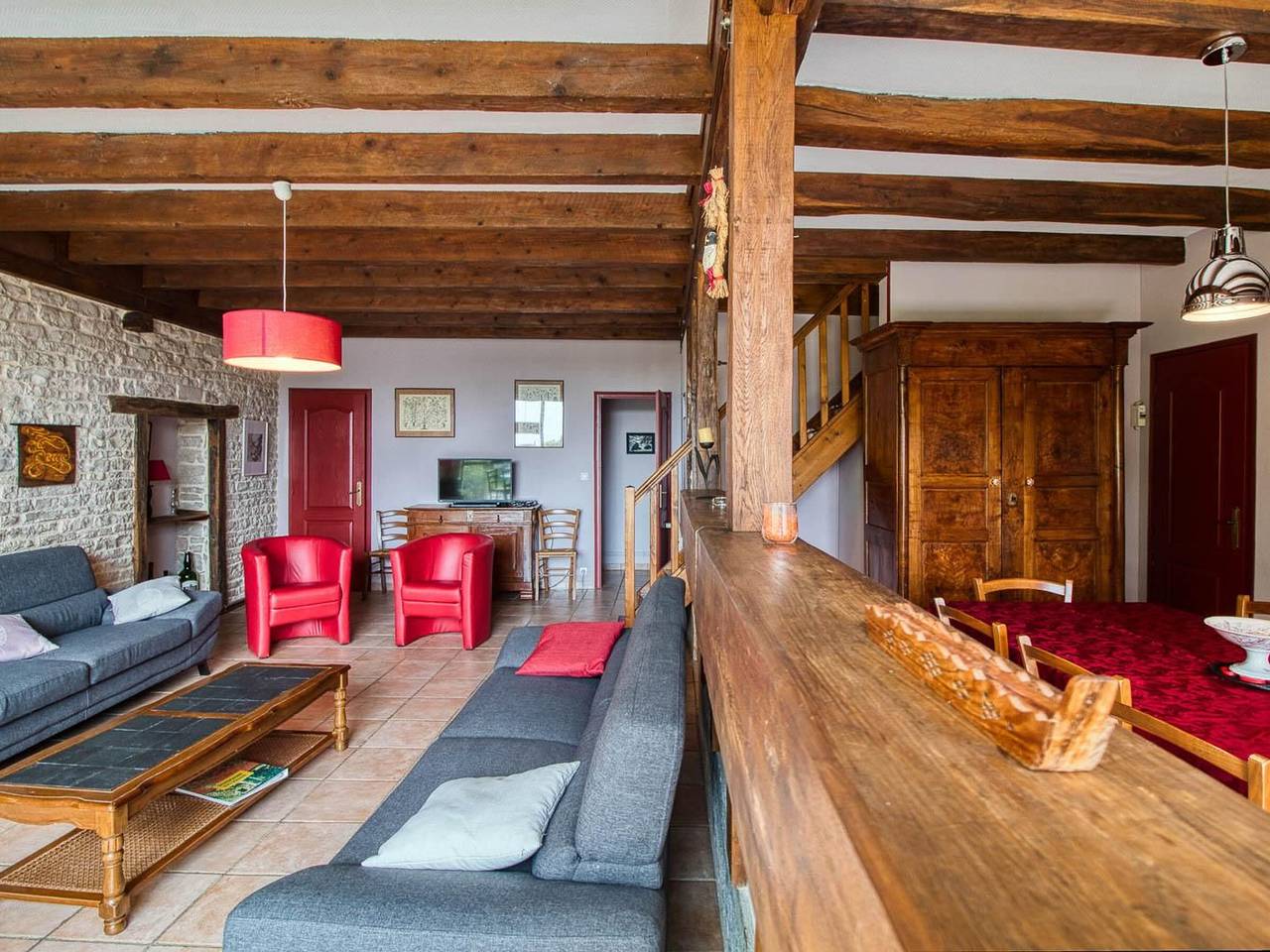 Charmantes Ferienhaus mit Garten und Pool nahe Beaune in Ladoix-Serrigny, Beaune und Umgebung