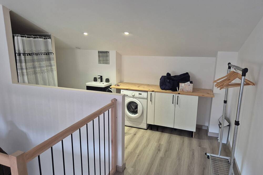 Entire apartment, Comfortable apartment with swimming pool and barbecue area. in Bollène, Vaucluse