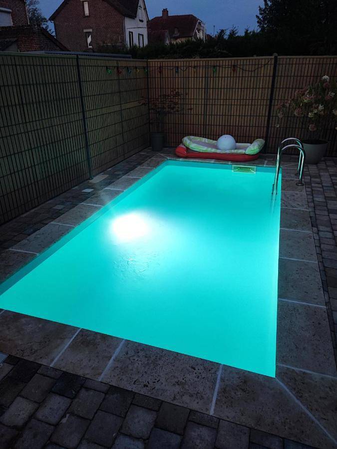 Gîte pour 2 personnes, avec piscine et terrasse à Rivery - 3