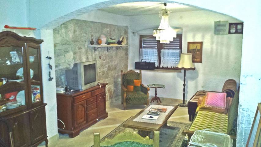 Ganze Wohnung, Ferienwohnung in Zlarin mit Balkon, W-Lan, Waschmaschine (3813-2) in Zlarin (Kroatische Adria), Dalmatinische Inseln