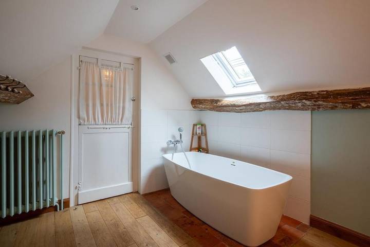 Location de vacances pour 12 personnes, avec jardin ainsi que terrasse et piscine à Blois - 3