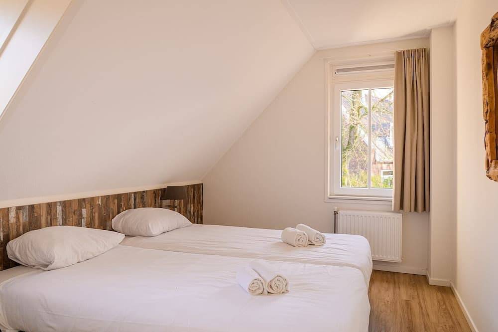 Detached house comfort - 4 bedrooms / 2 bathrooms in Maastricht, Limburg