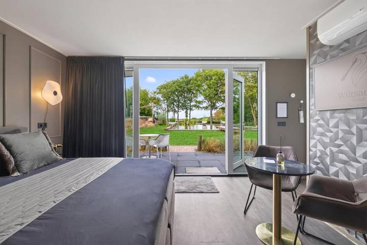 Ferienwohnung für 2 Personen, mit Terrasse und Garten sowie Pool und Ausblick in De Waal