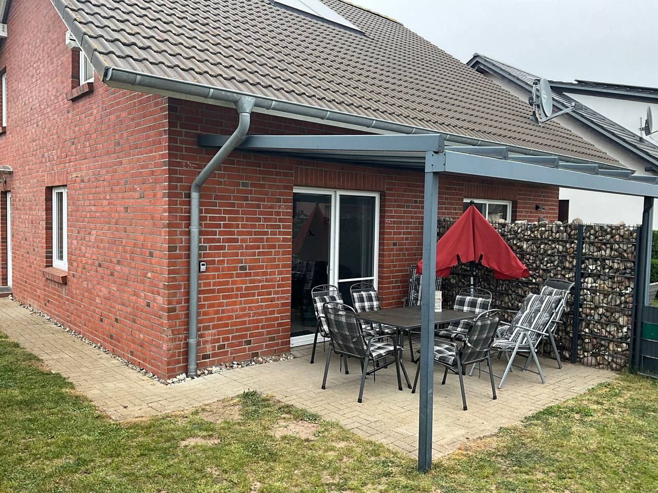 In Hoben mit Grill und Terrasse in Zierow, Nordwestmecklenburg (Wismar und Umgebung)