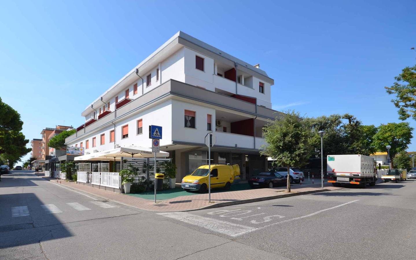 Entire vacation apartment, Holiday flat with air conditioning and balcony  in Bibione, Venice Province