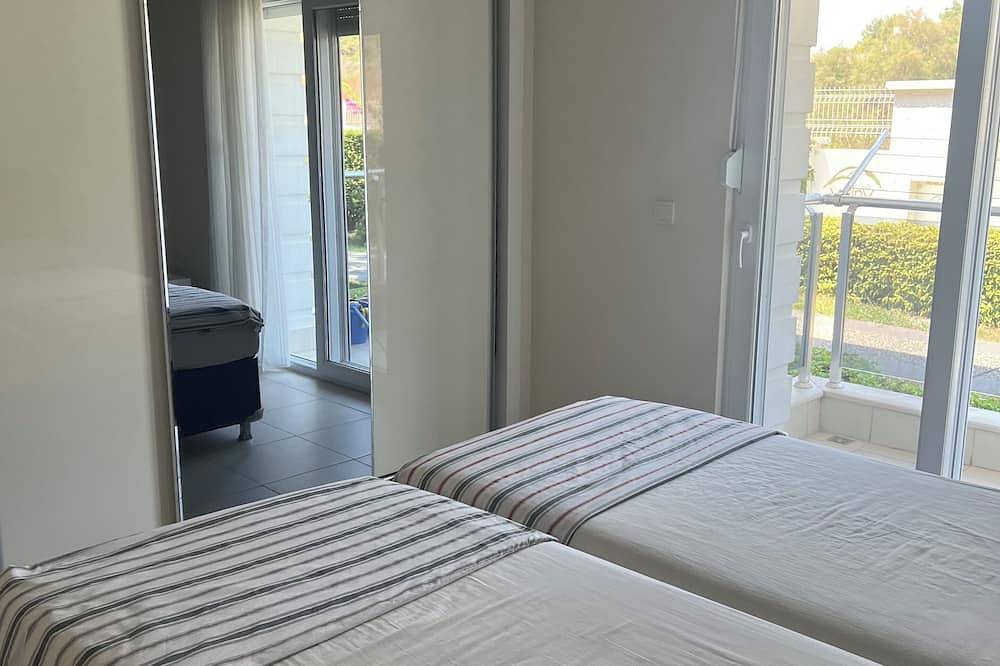 Apartamento entero, Side, 3-room apartment with pool area (in&out) & balcony, long stays welcome in Side, Manavgat