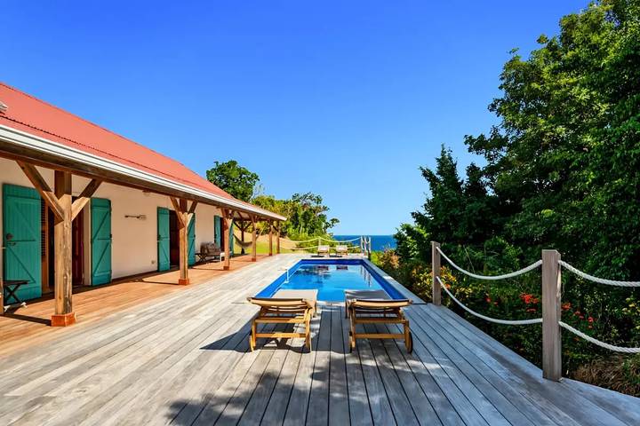 Villa for 8 people, with terrace and garden as well as pool and view, with pets - 1