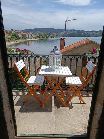 Chalet para 6 personas, con jardín y jacuzzi, Familias con niños en Comarca de Pontevedra