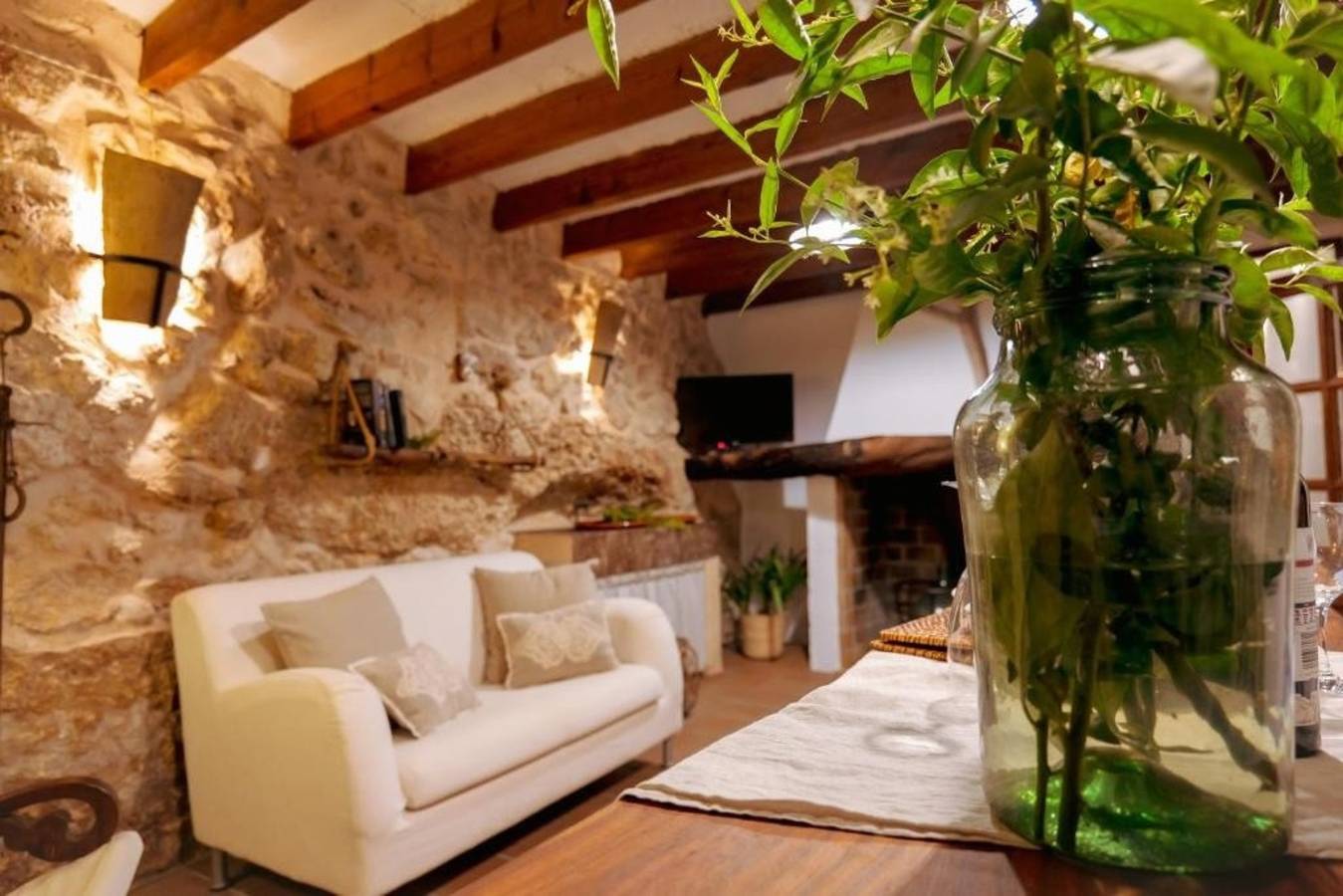 Entire apartment, Yourhouse Sa Casa in Sineu, Majorca Center