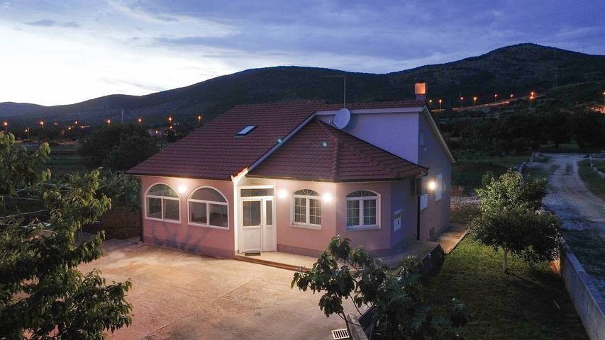 House Cord Dugopolje in Dugopolje, Dalmatinisches Zagora