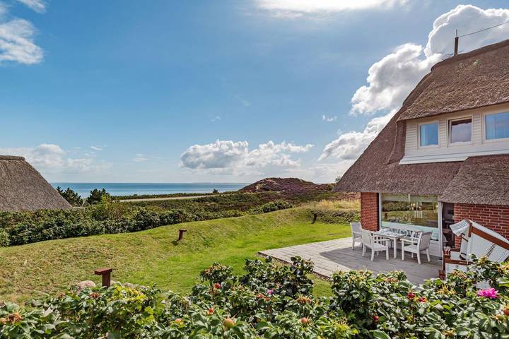 Ferienhaus mit Meerblick für 4 Personen, mit Ausblick und Sauna sowie Garten, mit Haustier in List (Sylt) - 2