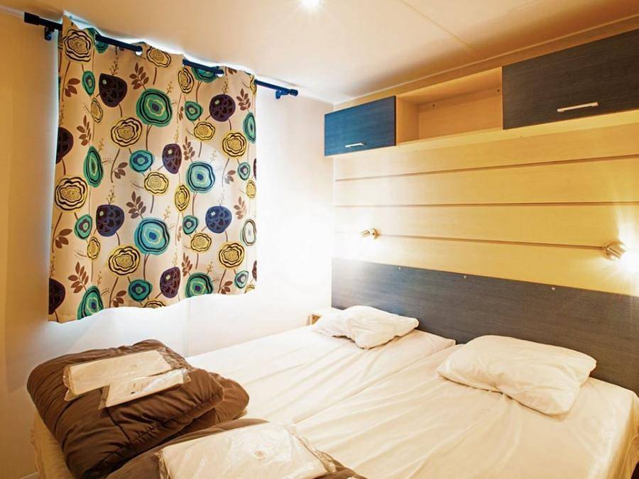 Camping Paradis du Viaduc - Mobilhome 4 personnes - Titania 2 chambres 4 personnes in Millau, Parc naturel régional des Grands Causses
