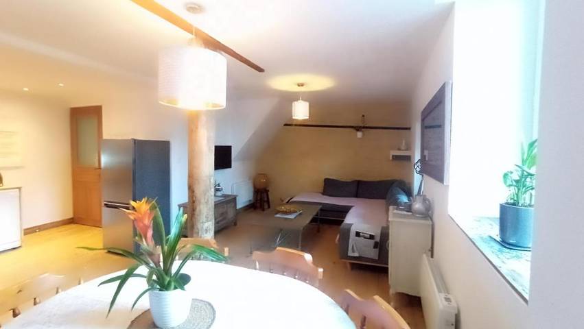 Gîte pour 6 personnes, avec vue et jardin à Saint-Martin-des-Entrées