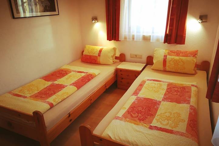 Hütte für 5 Personen, mit Balkon in Hippach - 2